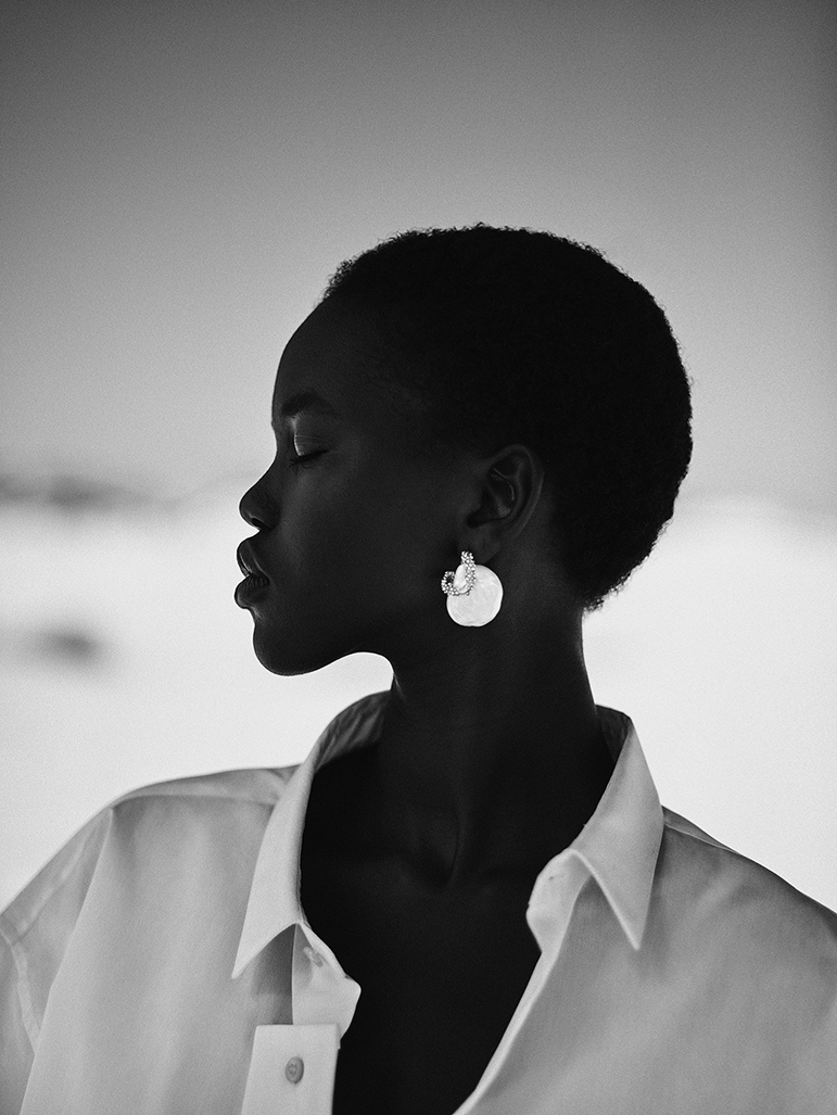 Katelyn Gray - Hightlight
**Adut Akecht**
The Last Magazine
photographed by Annemarieke Van Drimmelen